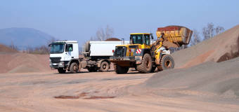 Transport kruszyw naturalnych z firmą MD Trans S.C.