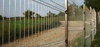 Zakład Produkcji Metalowej Marmet — Jakie są największe zalety ogrodzenia z metalu?