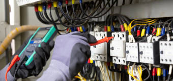 Wybór firmy do montażu lub modernizacji instalacji elektrycznej