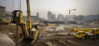 Jakie działania obejmuje przygotowanie terenu pod budowę? Usługi budowlane Damian Kuczborski Nasielsk