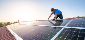 Jak przebiega montaż paneli fotowoltaicznych z firmą Active Green Power?