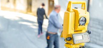 Jakie są najważniejsze zadania geodety na placu budowy? Sprawdź, co na ten temat podpowiadają specjaliści z firmy Usługi Geodezyjne!