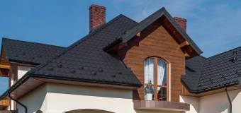 Dlaczego blachodachówka modułowa od firmy Pruszyński sprawdzi się jako pokrycie dachu?