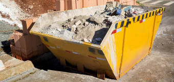 Dlaczego warto skorzystać z usług firmy Konmar Wywóz Odpadów Kontenery?