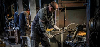 Ekspert z Wężo-Tech radzi: jakie urządzenia do gięcia rur wybrać?