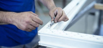 Dlaczego przy zakupie okien warto postawić na okucia z firmy Lew-Wis?