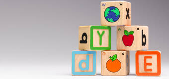 Jak zabawki i artykuły dziecięce wpierają rozwój malucha?  – Sklep Internetowy Awmar 