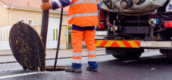 Jakie usługi wykonuje pogotowie kanalizacyjne z Andrzej Wyszomirski Pogotowie Kanalizacyjne?