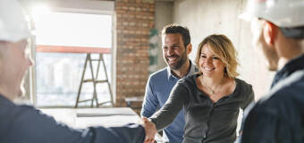 Ekspert z firmy budowlanej Łukasza Mizgalskiego radzi: od czego zacząć remont starego domu?