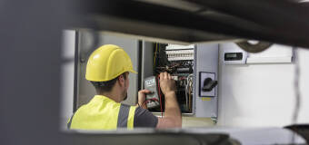  Szukasz specjalistów od usług elektrycznych? Poznaj firmę Zuel!