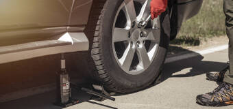 Na czym polega wulkanizacja mobilna z serwisu wymiany opon Gumisie?