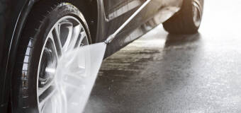 Na Myjni Samochodowej Korzeniec w Częstochowie umyjecie swoje auto. Sprawdźcie, jak zrobić to prawidłowo!