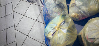 Eksperci z firmy AMK Horizon odpowiadają na pytania z zakresu utylizacji odpadów płynnych, BDO oraz czyszczenia przemysłowego