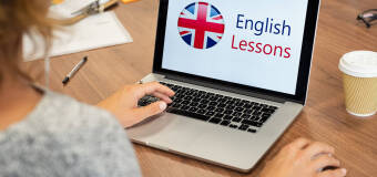 Na czym polegają kursy językowe online szkoły OXFORD LANGUAGE CENTRE?  