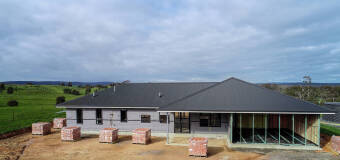 Dlaczego warto pokryć dach blachodachówką?