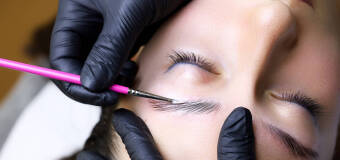 Jak długo utrzymuje się efekt zabiegu laminowania brwi, którego wykonanie oferuje Ar Beauty Salon?