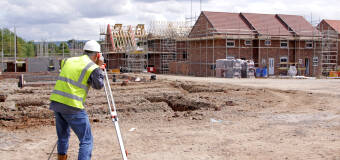 Geodeta przy budowie domu – Biuro Usług Geodezyjno-Kartograficznych Geopom 