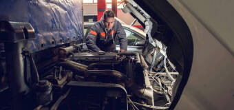 Naprawy powypadkowe samochodów ciężarowych w Centrum Truck Service Autoryzowany serwis Alltruck Arkadiusz Drążewski