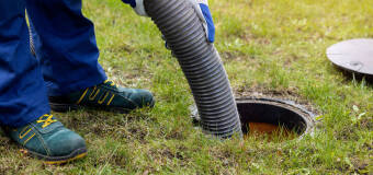 Jakie są przyczyny niedrożnej kanalizacji i jak sobie z nią poradzić?