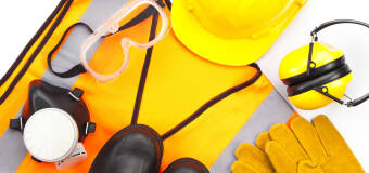 Poznaj powody, dla których w odzież ochronną, roboczą BHP, a także chemię motoryzacyjną i inne produkty warto zaopatrywać się w fimie KWAS CHEMICALS Tomasz Kwas