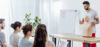 Szkolenie BHP wstępne z Centrum BHP Renmak – wymogi formalne i przebieg