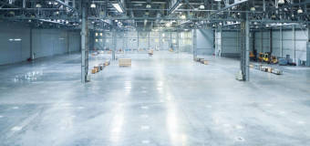 Posadzki betonowe z mixokreta – jak wykonują je profesjonaliści? Sprawdzamy z firmą Posadzki Rafał Wanecki