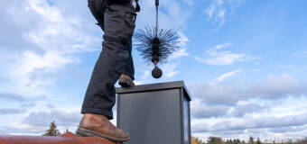 Czym zajmuje się kominiarz i dlaczego warto korzystać z jego usług? Zakład Usług Kominiarskich Marcin Ziombski!