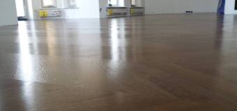 W jaki sposób wykończyć drewnianą podłogę? Partyka Parkiet Tomasz Partyka