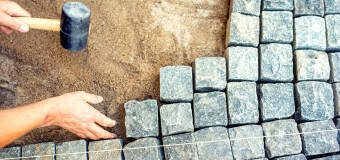 Czy warto położyć kostkę granitową? Poznaj ofertę firmy Bjj Beton-Plus!