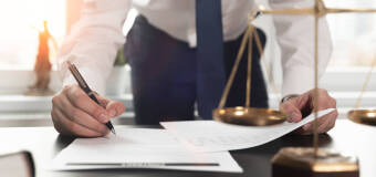 Na czym polega sporządzanie aktów poświadczenia dziedziczenia przez Kancelarię Notarialną Łukasza Chwiałkowskiego?