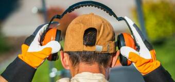 Które akcesoria BHP lepiej chronią słuch? - BHP OSKAR Elżbieta Czernecka