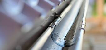 Ekspert z firmy Jaro Dachy radzi – Jak wybrać system rynnowy dla domu?