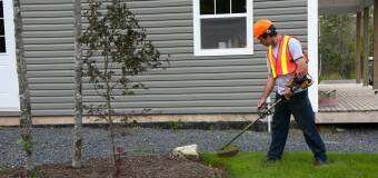 Jak wybrać odpowiednie ubrania robocze na lato? Abc BHP