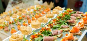 Catering na imprezy okolicznościowe – klucz do udanej celebracji z firmą Agab s.c.