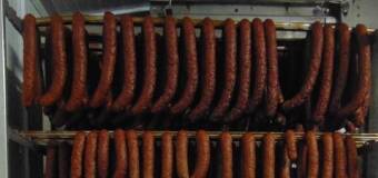 Pyszne, bo przyrządzane według starego przepisy wędliny: Wędzarnia W Polu II Zakład Przetwórstwa Mięsnego