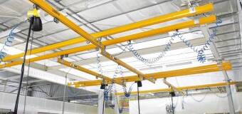 Lekkie suwnice podwieszane – zastosowanie, zalety, projektowanie. Przedsiębiorstwo Hak