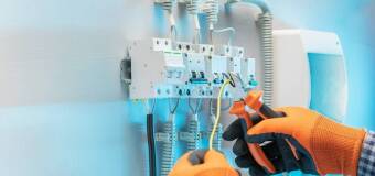 Jakie usługi oferuje dobry Zakład Elektroinstalacyjny Marek Oleniacz? 