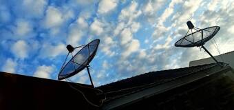 Danielewski Piotr Danielewski: ANTENY TV-SAT DVBT-T2 - Nowoczesne rozwiązania dla doskonałego odbioru telewizji