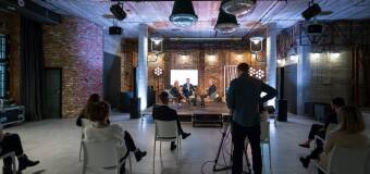 Transmisja imprez i uroczystości w Internecie - dlaczego warto zdecydować się na współprace z Village Of Sound?