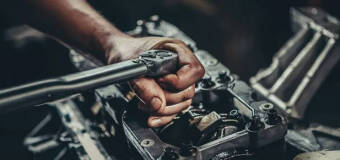 Zakład mechaniki pojazdowej Auto Szlif: Osiowanie mostków w kadłubie silnika - na czym polega i kiedy jest potrzebne?  