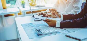 Audit Supervisor Tomasz Płuciennik - ekspert w dziedzinie usług poświadczających