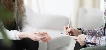 Konsultacja psychologiczna jako pierwszy krok w leczeniu zaburzeń psychicznych - oferta Gabinetu Psychoterapii Agnieszki Romanek-Wdowicz