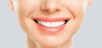 Na czym polega wykorzystanie mikroskopu przy leczeniu endodoncyjnym? Dent Blanche Stomatologia