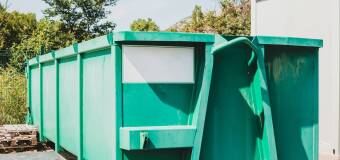 Kontenerowy wywóz odpadów - jak to działa i jakie są korzyści? Sawo Gruz