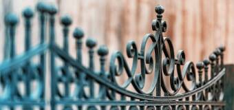 KrisPol: Odkryj zalety piaskowania ogrodzeń