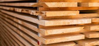 Tartak Kociewiak: Tarcica suszona - zalety i zastosowania w budownictwie