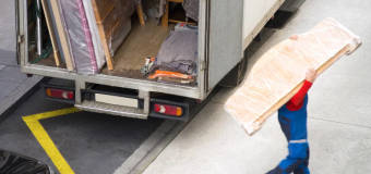 Dlaczego warto powierzyć przeprowadzkę specjalistycznej firmie?