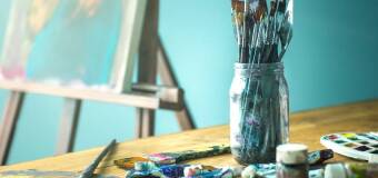 Galeria AT Art Anna Krawczyk-Wojarnik - Różnorodność sztuki – od malarstwa po fotografię 