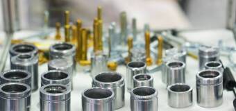 Montaż profili do układania rur – Metpol