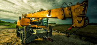 Dlaczego warto skorzystać z usług dźwigowych firmy Rybacki?